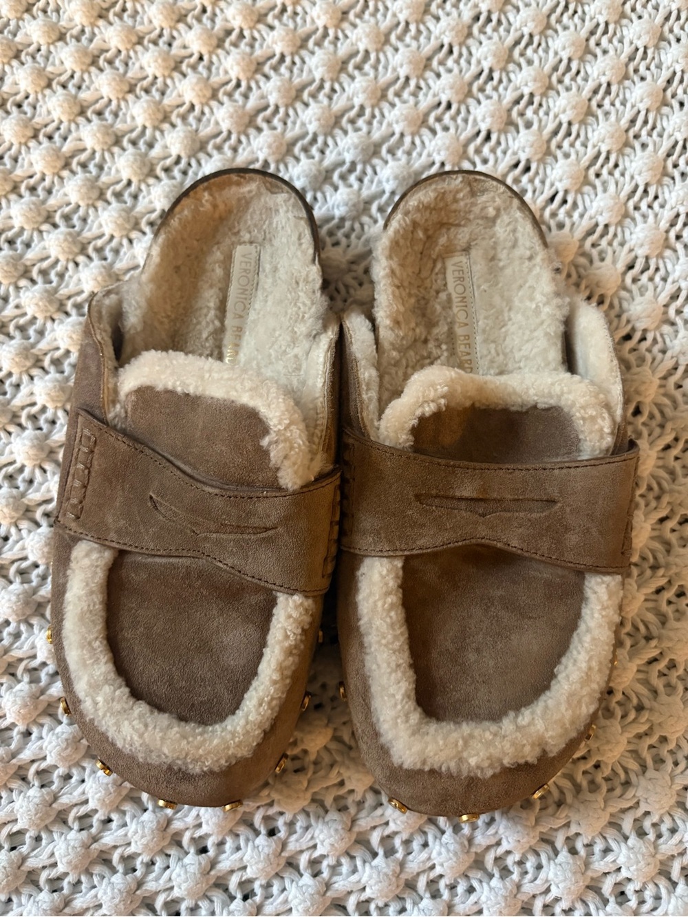 Veronica Beard Fenix Shearling Mule Clogs Bark Ecru US 6.5 worn once - Picture 2 of 3